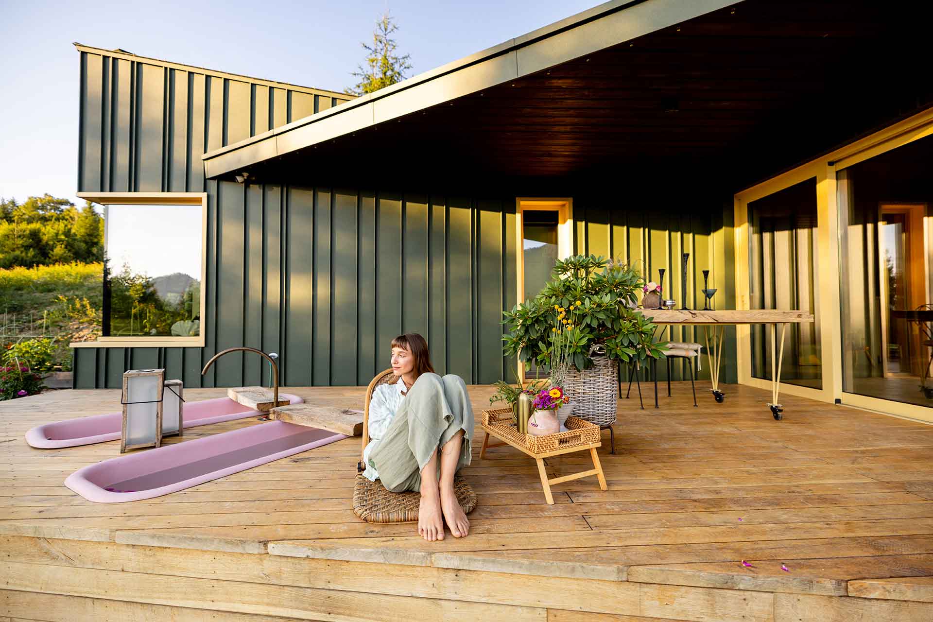 relaxing-at-the-mountain-retreat-URTJB7K.jpg